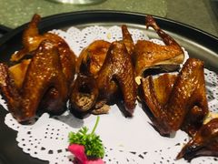 脆皮炸乳鸽-御花园·粤菜·海鲜火锅(中山公园店)