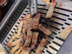 -臻牛烤肉