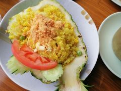 菠萝海鲜炒饭-mango tree芒果树泰国餐厅(青岛万象城店)