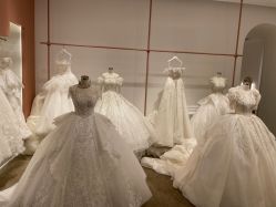 -派丽莫Pellimo原创设计婚纱品牌