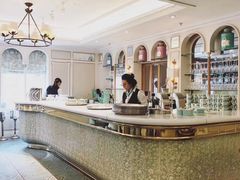-The Diamond Jubilee Tea Salon at Fortnum & Mason