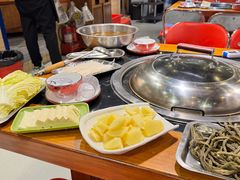 -刘淑芬·活鱼铁锅炖(北京首店)