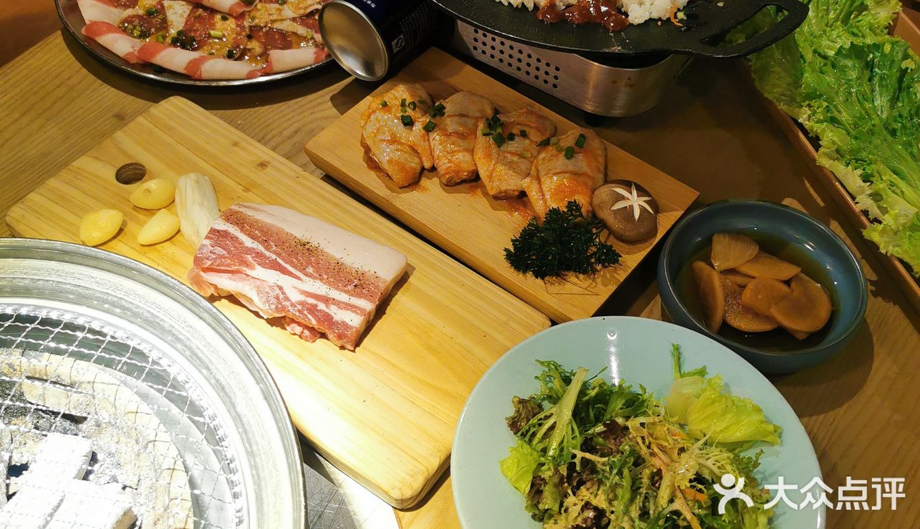 贴秋膘啦，探店韩式烤肉！