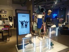 -阿迪达斯(武林银泰三叶草店)