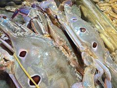 -领鲜活海鲜榴莲自助火锅(东门店)