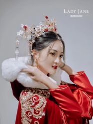 -Lady  Jane高端婚纱礼服馆