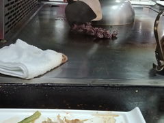 -利昂法式铁板主题餐厅(新奥购物中心店)