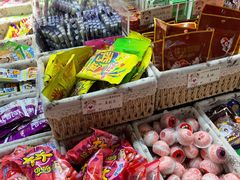 零售区-CITY MART城市集市·里弄(北外滩来福士广场店)