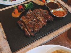 -埠口精酿夜景餐酒吧· BREWPORT BISTRO(长嘉汇重庆之眼店)