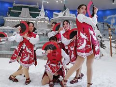 -长沙湘江冰雪世界