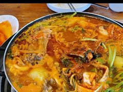-喇喇排骨火锅·传统韩式脊骨汤(望京西园总店)
