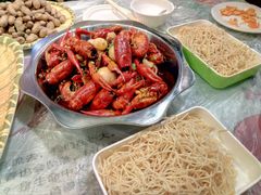 油焖大虾-美膳居川菜馆油焖大虾烧烤(卓刀泉店)