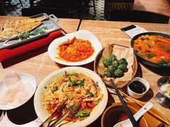 -耶里夏丽·丝路新疆菜·清真食品(徐汇南丹东路臻选店)