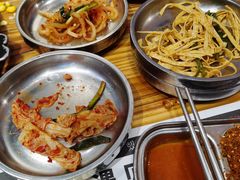 -青瓦炭韩潮烤肉(花园道店)