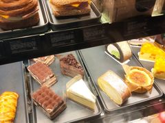 -星巴克(汾阳路店)