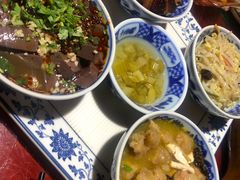 -窄巷子陕菜馆·地道陕西菜(粉巷店)