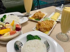 -佰搭果·广式茶餐厅(西华路店)