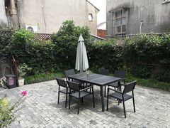 -小草屋轰趴馆别墅派对新场团建家庭聚会