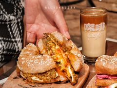 -Catch Bagel(芳草地店)