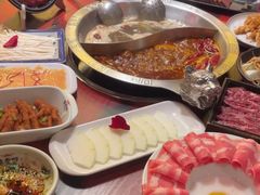 -袁老四重庆老火锅(桐梓坡店)