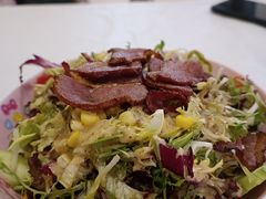 烟熏A级鸭胸配牛油果彩豆沙拉-天空花园餐吧·生日·团建(南山店)