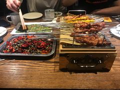 -喝丢一只鞋辣炒海鲜小烧烤(三八广场店)