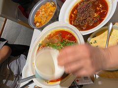 -楚山晓·湖北菜(武汉光谷K11店)