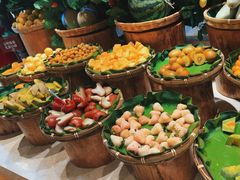 -雍和会海鲜姿造自助(湖东路店)