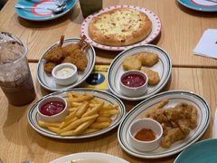 -菲滋意式餐厅(金华银泰城店)