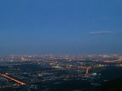 -鬼笑石后山停车场