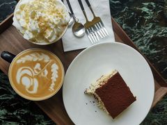 -chenity  cafe