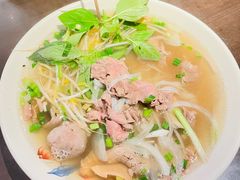 -大头虾越式风味餐厅(光明广场店)