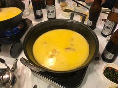 花胶鸡汤，鲍鱼，肥牛-鲜入围煮花胶鸡海鲜火锅