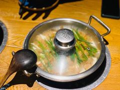 -吃饭皇帝大土家民族菜(正大广场店)
