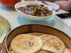 -阿瓦山寨·湘菜现炒·剁椒鱼头王(咸阳总店)
