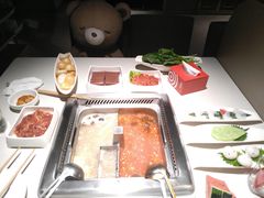 -海底捞火锅鲜切牛肉主题店(长寿路店)