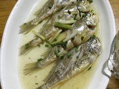 -胖大嫂渔家排档(半边山店)