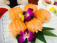 -青瓦餐厅·生鱼片·韩园烤肉(西塔店)