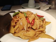 黄蘑土豆片-北李妈妈菜·海肠捞饭(高新万达店)