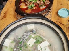 -土砂锅生态山庄·非遗砂锅雅鱼