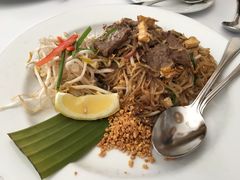 -Thai Pothong Restaurant