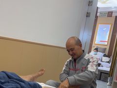 -郑远元专业修脚房(昌里东路店)