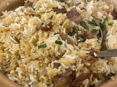 招牌腊味煲仔饭-美极鲜食坊(宝安南路店)