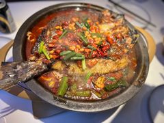 -鸣记脆皮烤鱼·海鲜烤鱼(三八广场店)