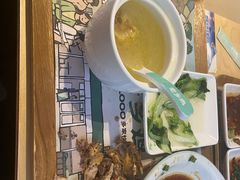 -老乡鸡(上海白玉兰广场店)