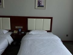 -瑞博尔花园酒店(太周创新产业园店)