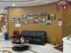 -雅悦齿科(顾村公园店)