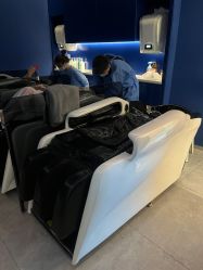 -PE SALON