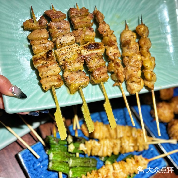 经常请吃饭的漂亮姐姐～