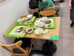 -老乡鸡(南京首创立方店)